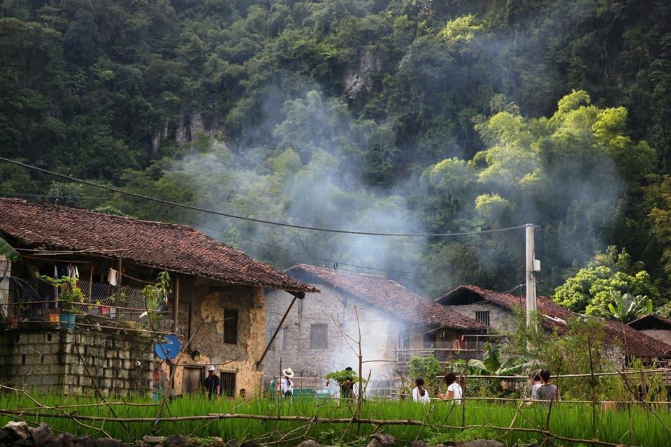 A Sy Ban Gioc Homestay - Lang Da Khuoi Ky カオバン エクステリア 写真