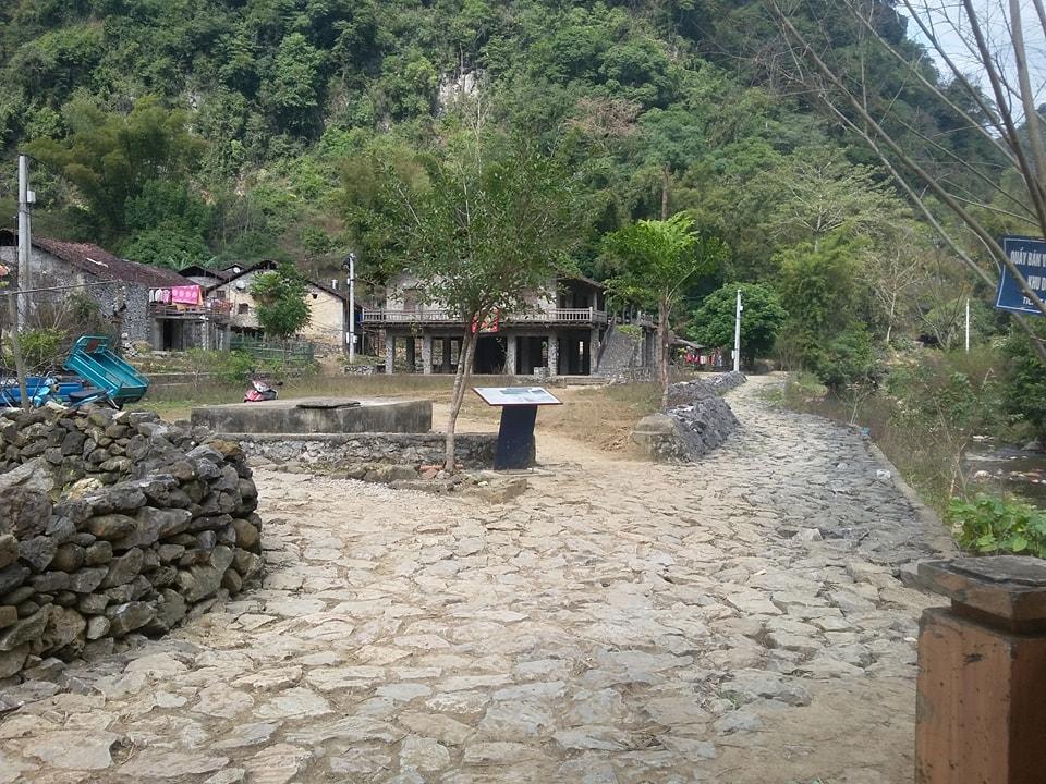 A Sy Ban Gioc Homestay - Lang Da Khuoi Ky カオバン エクステリア 写真