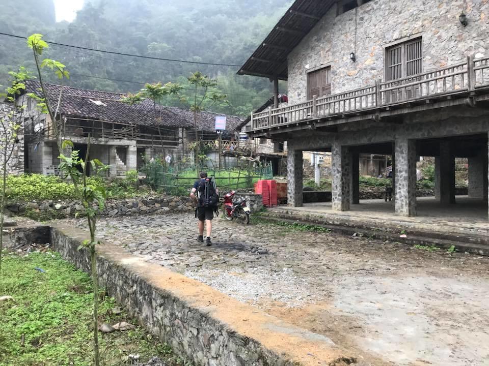 A Sy Ban Gioc Homestay - Lang Da Khuoi Ky カオバン エクステリア 写真