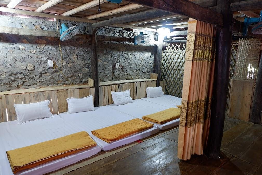 A Sy Ban Gioc Homestay - Lang Da Khuoi Ky カオバン エクステリア 写真