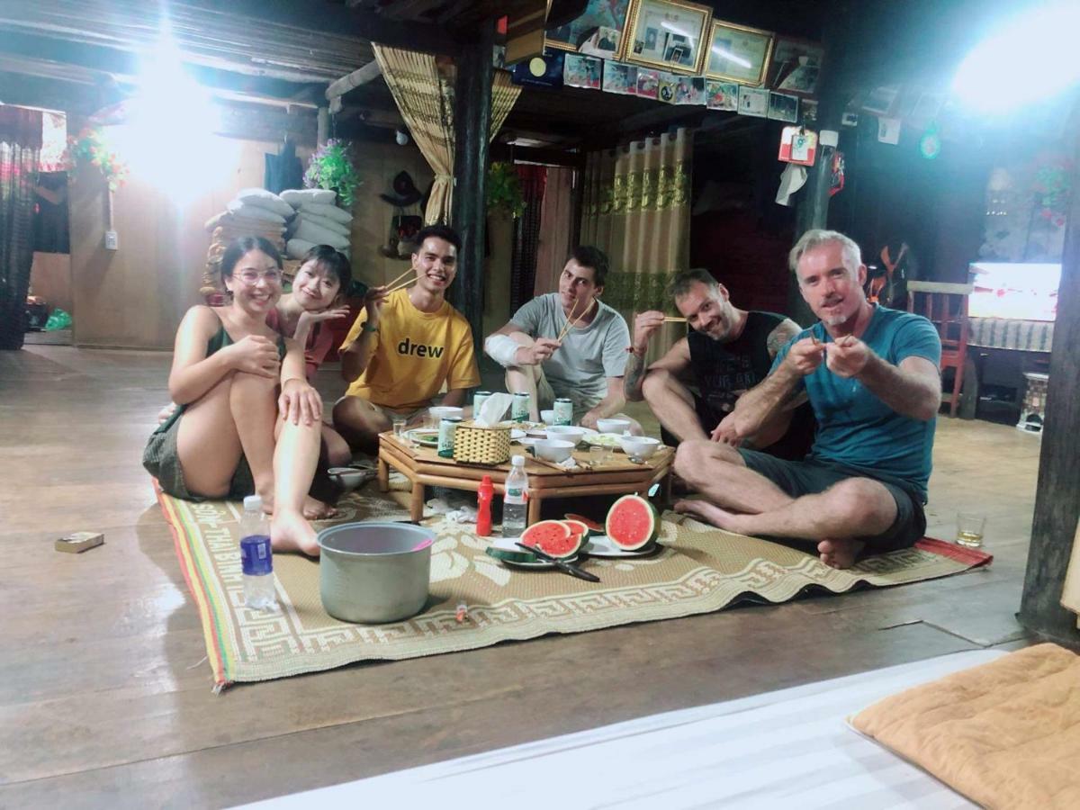 A Sy Ban Gioc Homestay - Lang Da Khuoi Ky カオバン エクステリア 写真